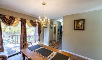 13 Village Way E7, Alloway, NJ 07462