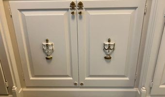 10109 LANGHORNE Ct, Bethesda, MD 20817
