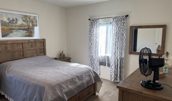 818 Karry Way, Fallon, NV 89406