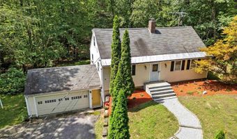20 Juniper Dr, Amherst, NH 03031