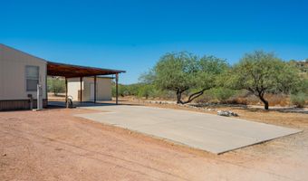 19725 E SQUAW VALLEY Dr, Black Canyon City, AZ 85324