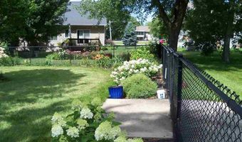 225 W Zeller St, North Liberty, IA 52317