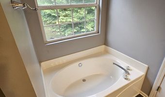 1406 Flanagan Mill Dr, Auburn, GA 30011