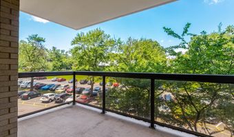 205 YOAKUM Pkwy 314, Alexandria, VA 22304