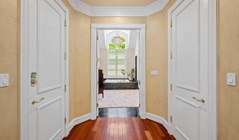 9204 REDWOOD Ave, Bethesda, MD 20817