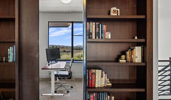 510 W Paso Fino Dr, Boise, ID 83702