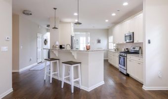 31 GARDEN Path, Barnegat, NJ 08005