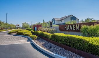 733 W FLINTLOCK Way, Chandler, AZ 85286