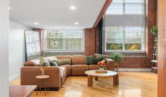 1 Tupperware Dr 138, North Smithfield, RI 02896