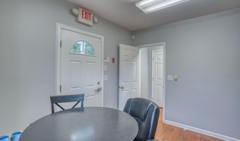 240 E CAMDEN WYOMING Ave, Camden, DE 19934