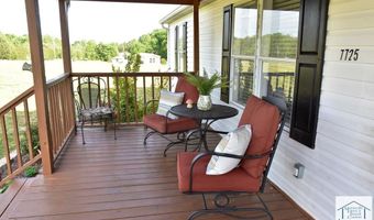 7725 Medical Center Rd, Axton, VA 24054