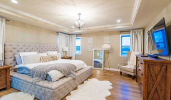 4061 Secretariat Ln, Bargersville, IN 46106