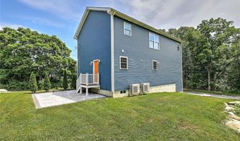 29 Graves Ave, North Smithfield, RI 02896