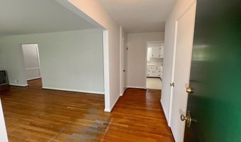 10001 WOODHILL Rd, Bethesda, MD 20817