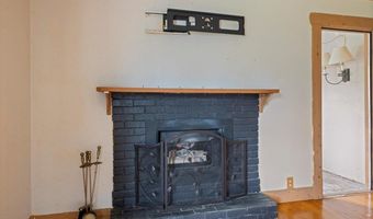 213 215 W 4th Ave, Aurora, MN 55705