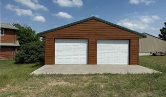 601 Sunrise Cir, Bassett, NE 68714
