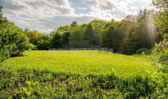 30 Hidden Meadows Dr, Arundel, ME 04046