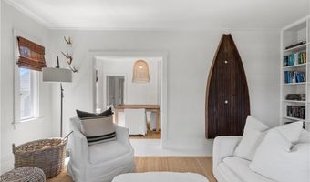 193 Coggeshall Ave, Newport, RI 02840