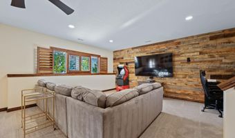 1427 E Timber Falls Ct, Andover, KS 67002