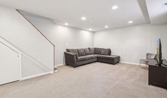 6332 N CAPITOL St NW, Washington, DC 20011