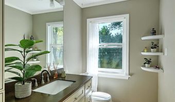 21 Carpenter Ave, Barrington, RI 02806