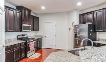 41673 MCMONAGLE Sq, Aldie, VA 20105
