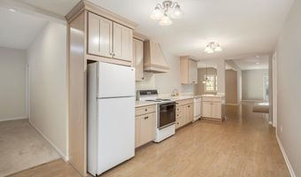 7540 Alaska Rdg SE, Alto, MI 49302