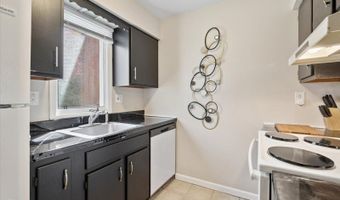 15 Village Way 4, Alloway, NJ 07462