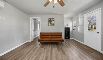 88 Live Oak St, Alvarado, TX 76009