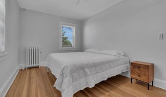 32 Inlet Ter, Belmar, NJ 07719