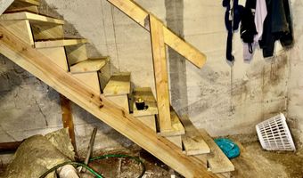 458 Birch St, Bangor, ME 04401