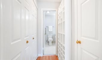 10824 ANTIGUA Ter #201, Rockville, MD 20852