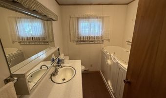 43 N Main, Amesville, OH 45711