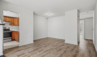 8604 VILLAGE Way 04/8604F, Alexandria, VA 22309