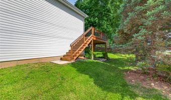 100 Holly Green Dr, Ballwin, MO 63021