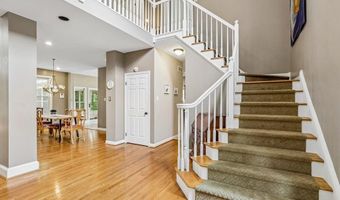 1044 GLENDEVON Dr, Ambler, PA 19002