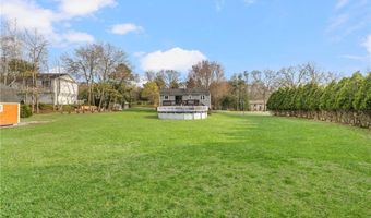 11 Nichole Ln, Coventry, RI 02816