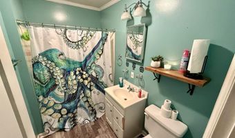 408 S Farr Ave, Andrews, SC 29510