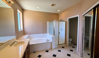 6687 S WILSON Dr, Chandler, AZ 85249