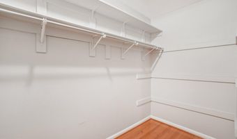 1253 QUAKER HILL Dr, Alexandria, VA 22314