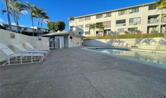 98-660 Moanalua Loop 190, Aiea, HI 96701