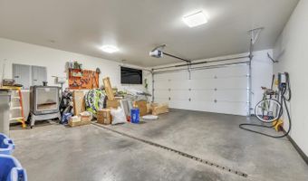 160 Park Pl, Arnolds Park, IA 51331