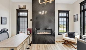 6129 NE Sherman Dr, Ankeny, IA 50021