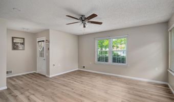98 PINE OAK Blvd, Barnegat, NJ 08005