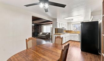 10840 Cedar St, Armona, CA 93202