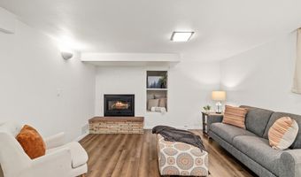3923 MCCOMB Ave, Cheyenne, WY 82001