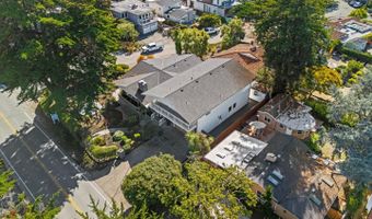 320 Cliff Dr, Aptos, CA 95003