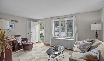 3 Harris Ave, Johnston, RI 02919