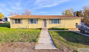 453 Yvonne St, Arco, ID 83213