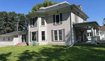 911 Pine St, Atlantic, IA 50022